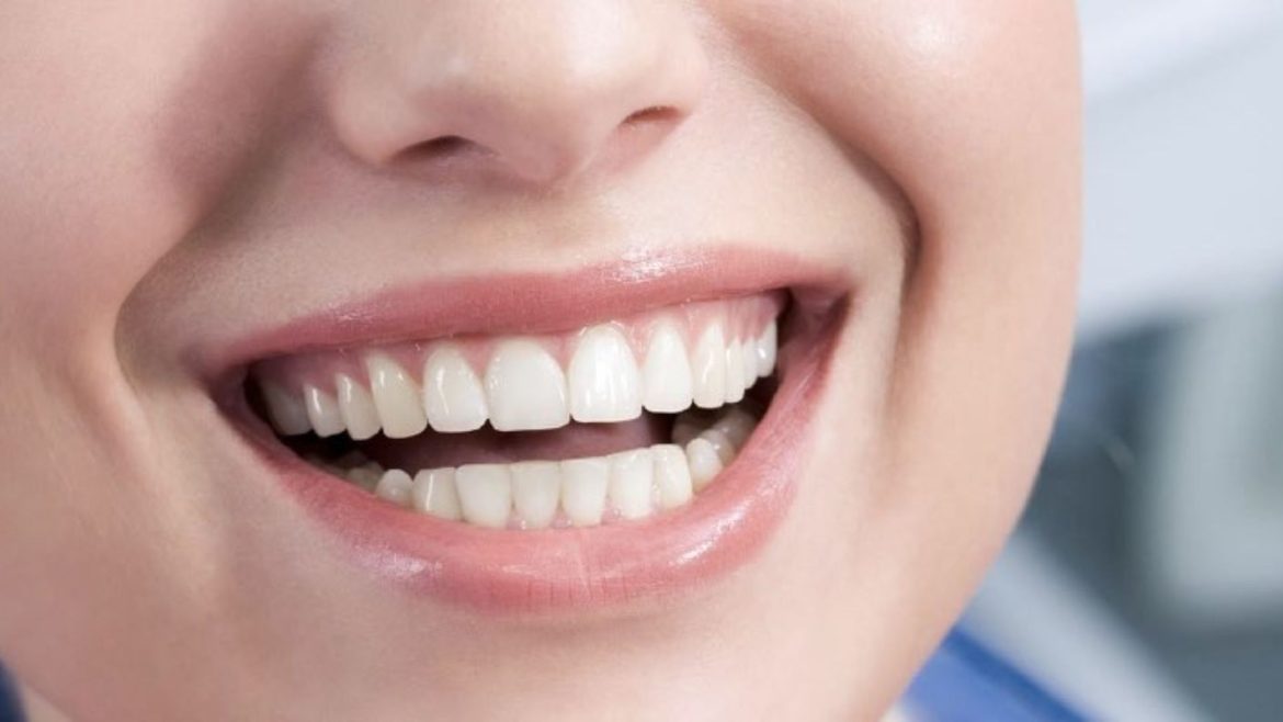 Cắt nướu có đau không